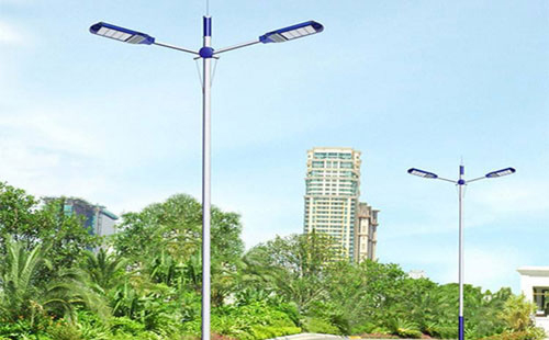 老街街道太阳能路灯地脚螺栓规格：防止倾倒的关键